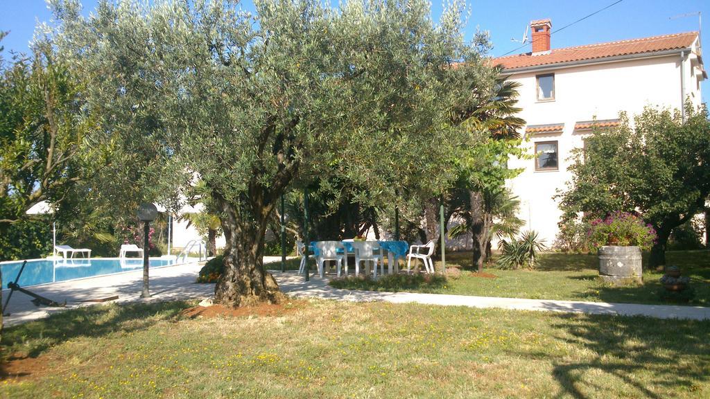 Bed and Breakfast Pansion Margerita Poreč Exterior foto